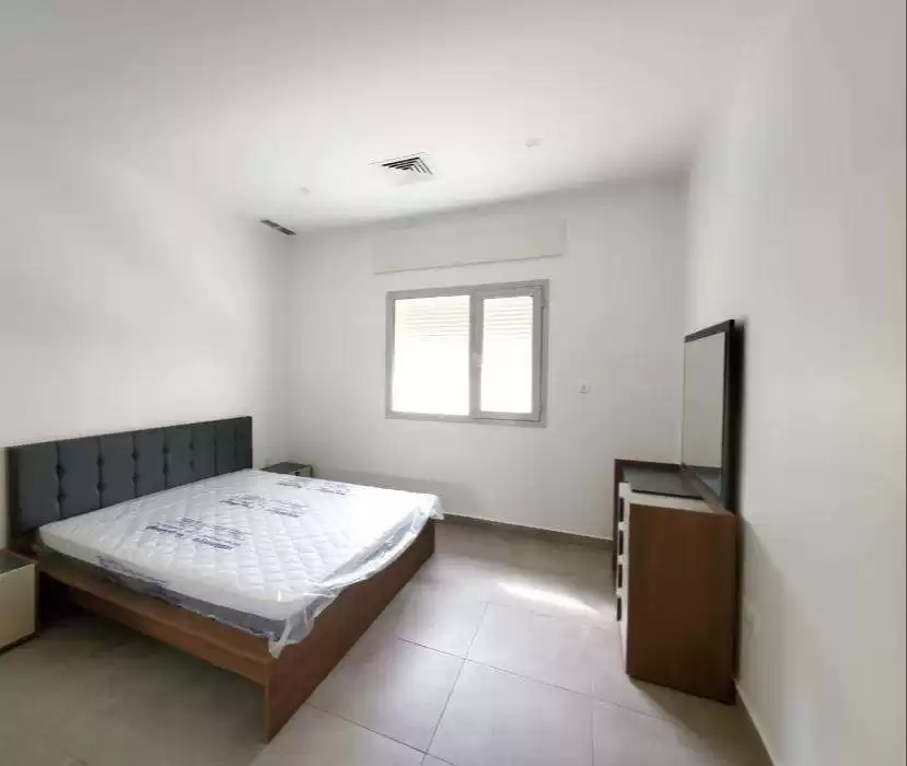 Wohn Klaar eigendom 1 Schlafzimmer F/F Wohnung  zu vermieten in Kuwait #23317 - 1  image 