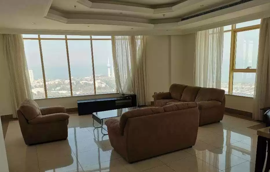 Residential Ready Property 3 Bedrooms F/F Apartment  for rent in Kuwait #23381 - 1  image 