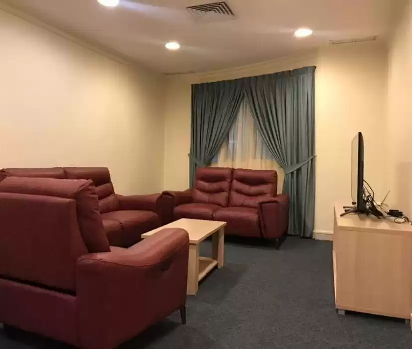 Residential Ready Property 2 Bedrooms F/F Apartment  for rent in Kuwait #23398 - 1  image 