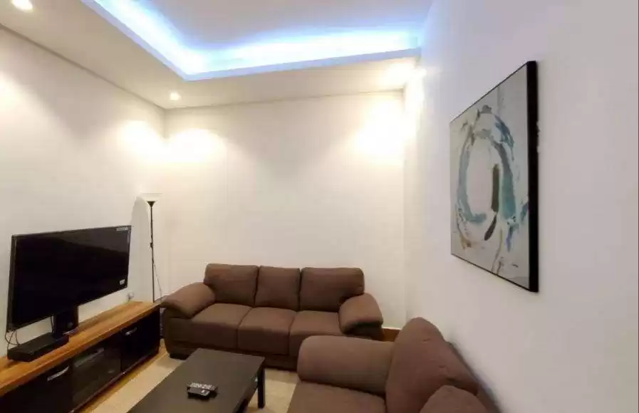 Wohn Klaar eigendom 4 Schlafzimmer F/F Wohnung  zu vermieten in Kuwait #23451 - 1  image 