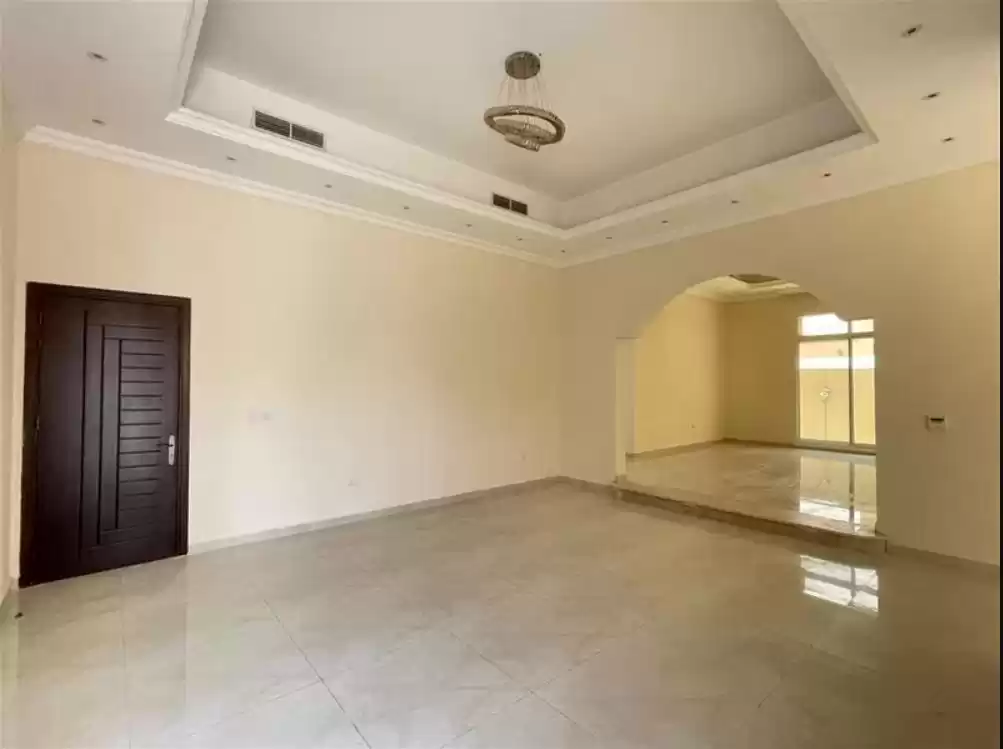Жилой Готовая недвижимость 3+комнаты для горничных Н/Ф Отдельная вилла  в аренду в Дубай #23458 - 1  image 