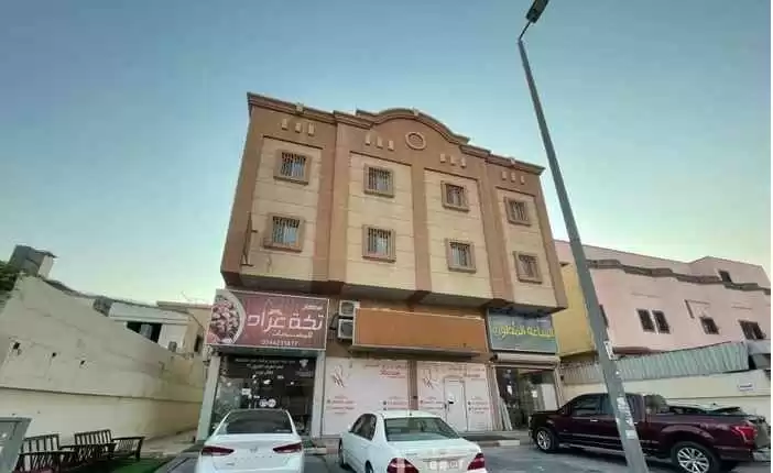 Résidentiel Propriété prête 3 chambres U / f Appartement  a louer au Riyad #23479 - 1  image 