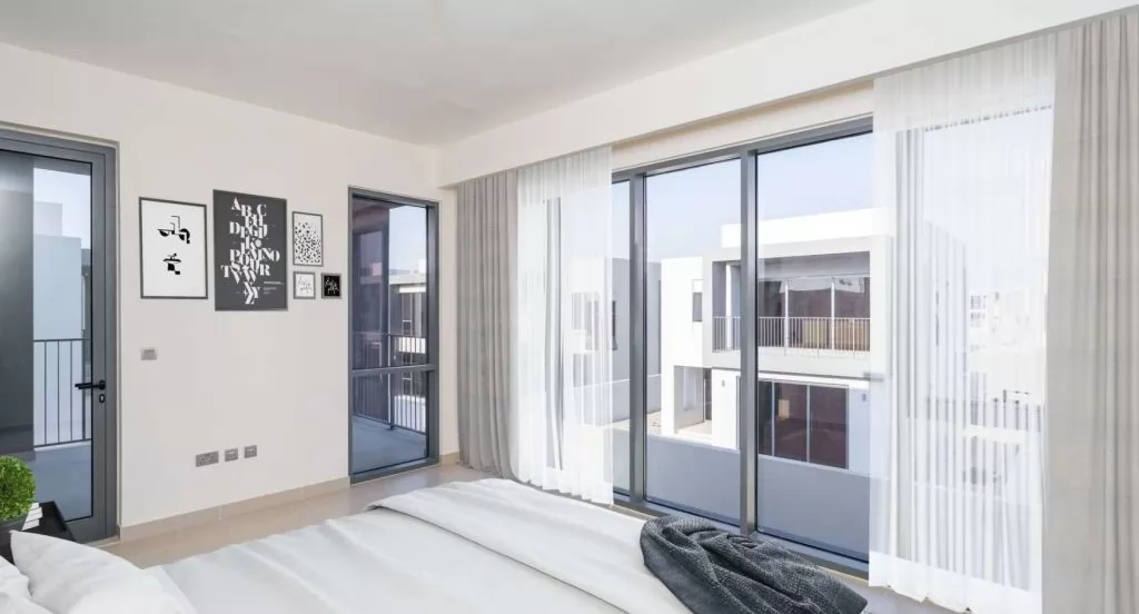 Résidentiel Propriété prête 4 chambres F / F Villa autonome  a louer au Dubai #23518 - 1  image 
