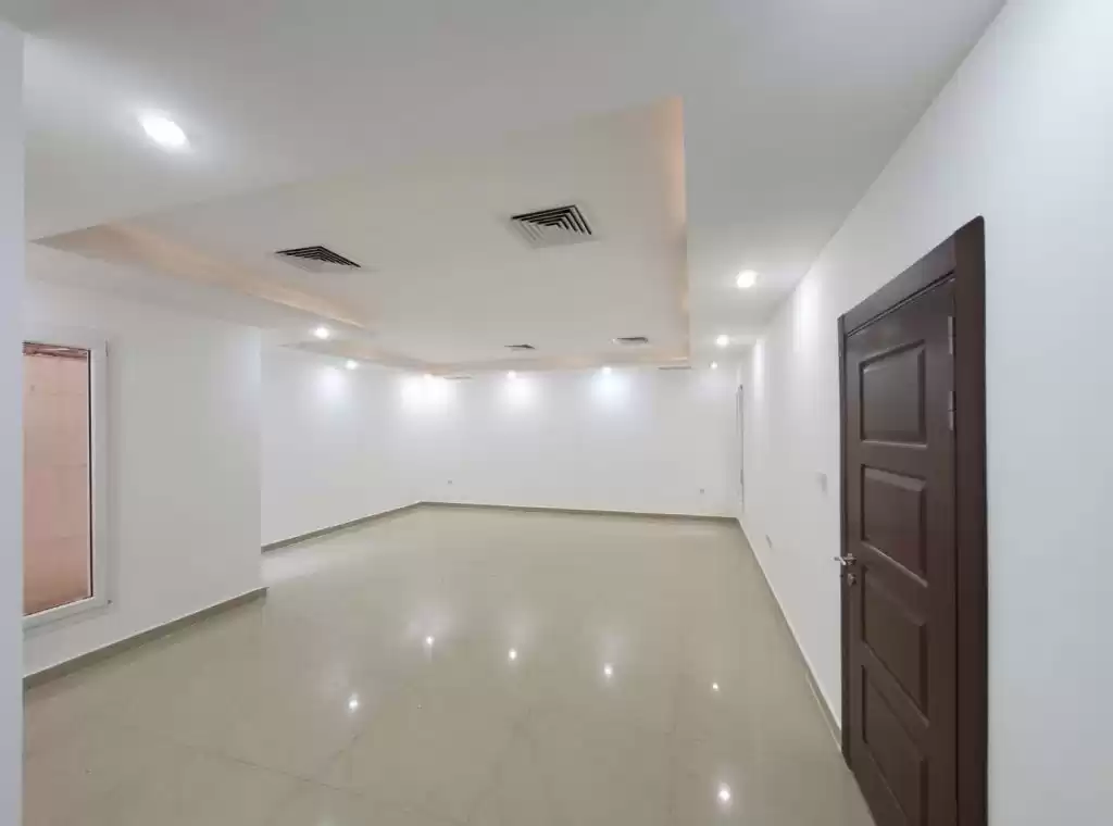 Residential Ready Property 2 Bedrooms U/F Apartment  for rent in Kuwait #23541 - 1  image 