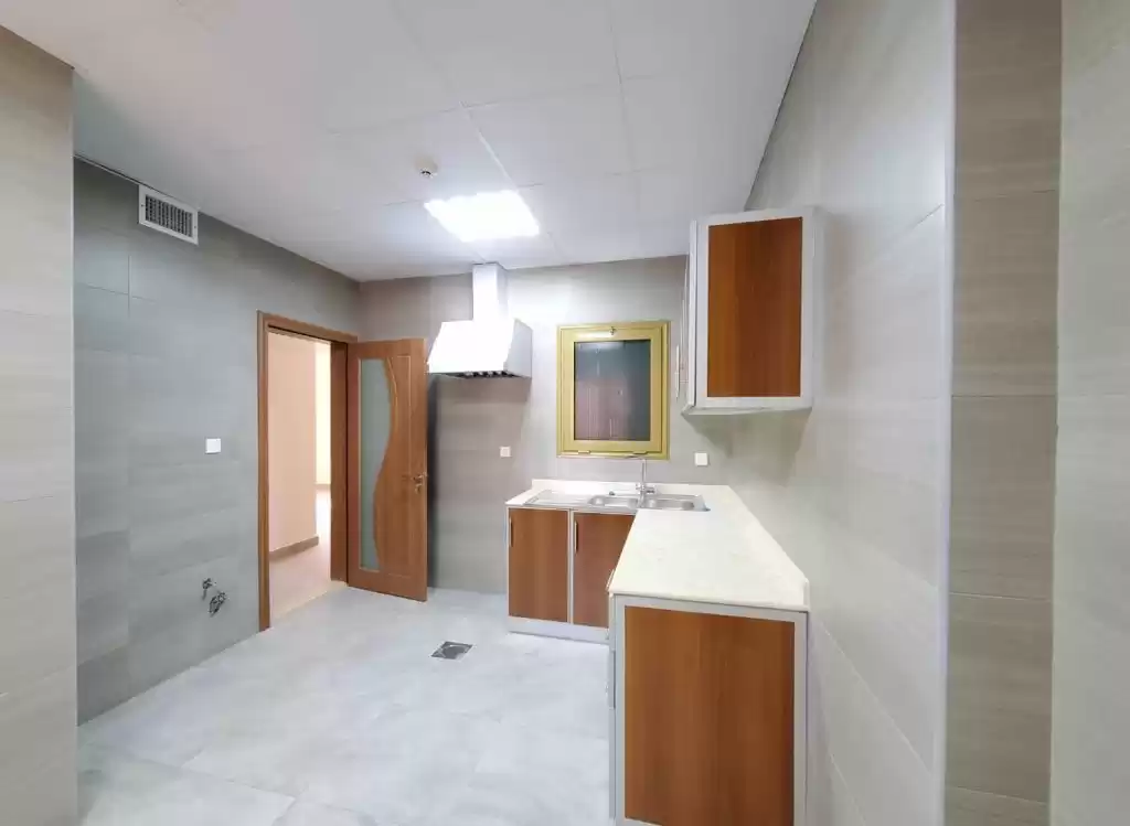 Residential Ready Property 2 Bedrooms U/F Apartment  for rent in Kuwait #23617 - 1  image 