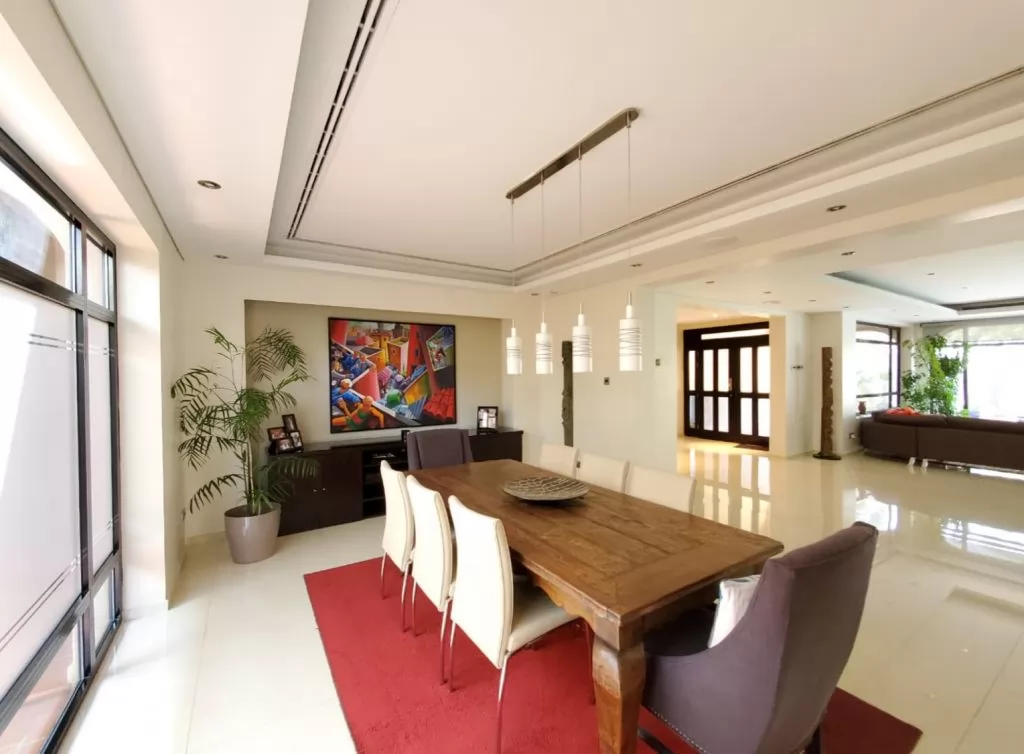 Résidentiel Propriété prête 3 chambres S / F Villa autonome  a louer au Koweit #23627 - 1  image 