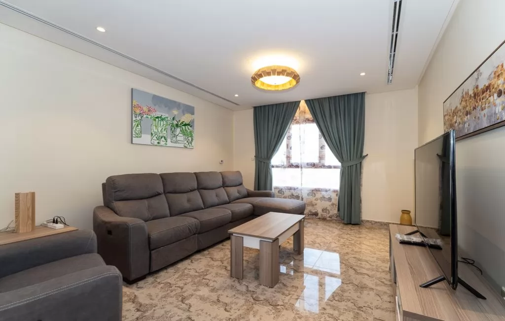 Residential Ready Property 2 Bedrooms F/F Apartment  for rent in Kuwait #23639 - 1  image 