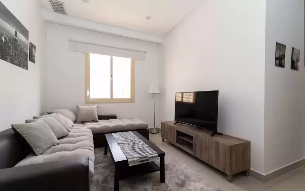 Residential Ready Property 2 Bedrooms F/F Apartment  for rent in Kuwait #23647 - 1  image 