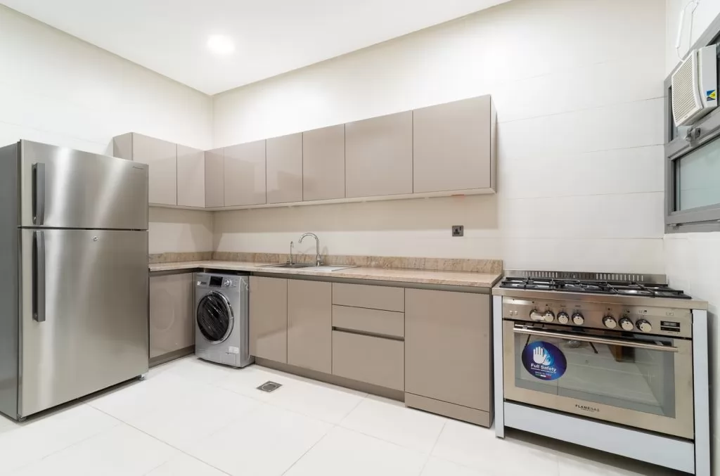 Résidentiel Propriété prête 2 chambres F / F Appartement  a louer au Koweit #23652 - 1  image 