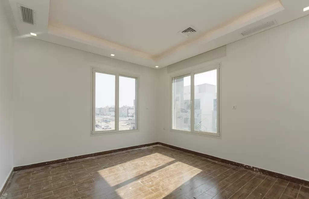 Residential Ready Property 3 Bedrooms U/F Apartment  for rent in Kuwait #23690 - 1  image 