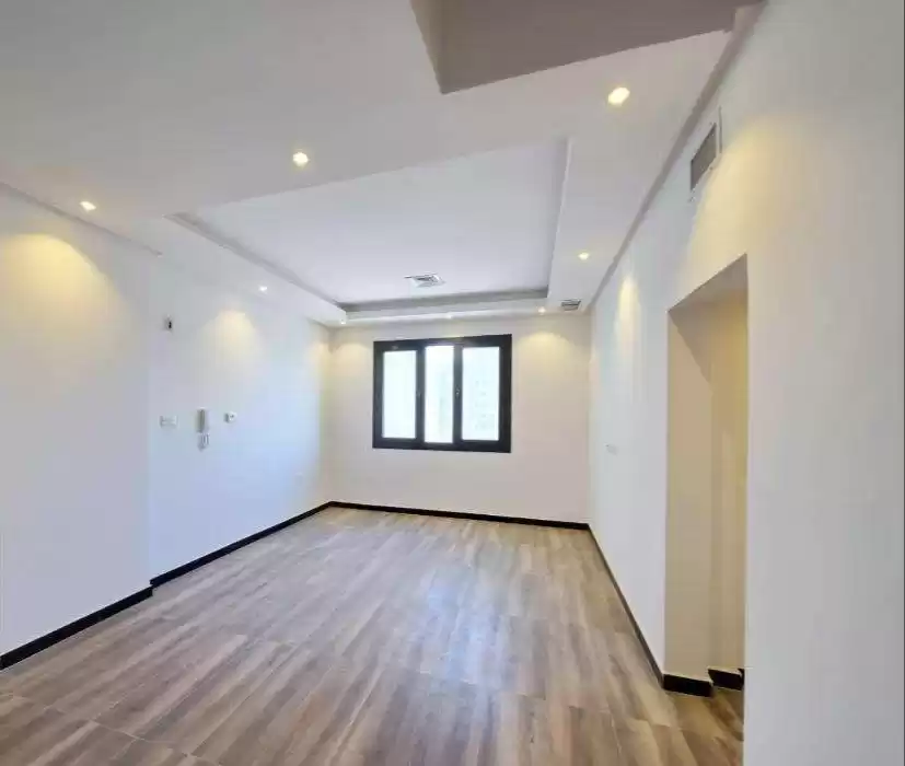 Residential Ready Property 4 Bedrooms U/F Apartment  for rent in Kuwait #23700 - 1  image 