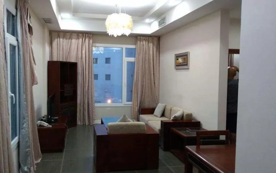 Residential Ready Property 2 Bedrooms F/F Apartment  for rent in Kuwait #23711 - 1  image 
