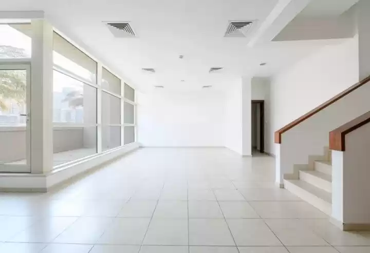Résidentiel Propriété prête 3 chambres U / f Villa autonome  a louer au Dubai #23747 - 1  image 