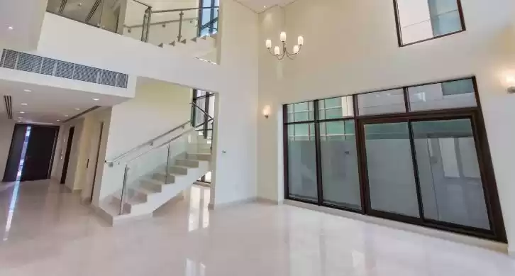 Residential Ready Property 6+maid Bedrooms U/F Standalone Villa  for rent in Dubai #23784 - 1  image 