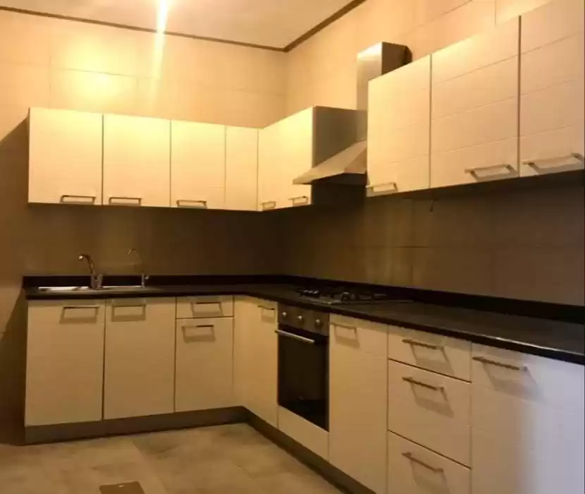 Residential Ready Property 3+maid Bedrooms U/F Apartment  for rent in Kuwait #23838 - 1  image 