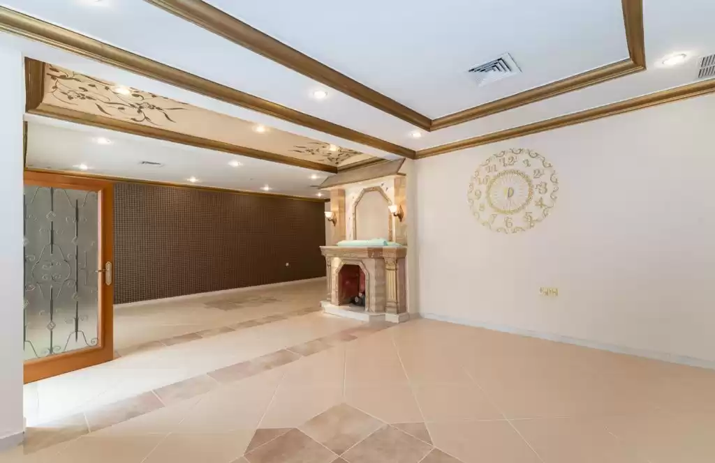 Résidentiel Propriété prête 5 chambres U / f Villa autonome  a louer au Koweit #23839 - 1  image 