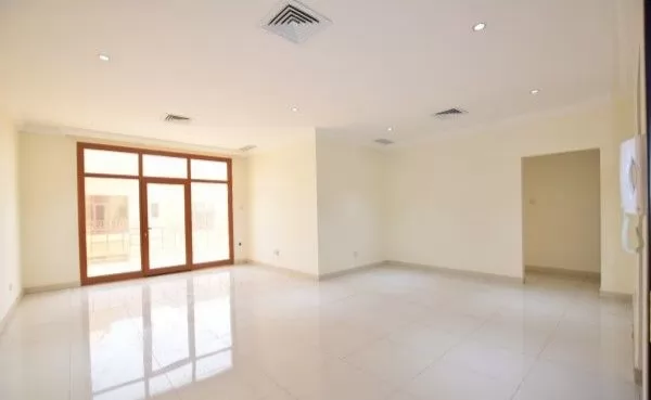 Жилой Готовая недвижимость 3 спальни Н/Ф Квартира  в аренду в Кувейт #23957 - 1  image 
