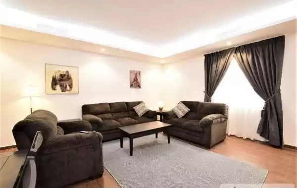 Residential Ready Property 3 Bedrooms F/F Apartment  for rent in Kuwait #23975 - 1  image 