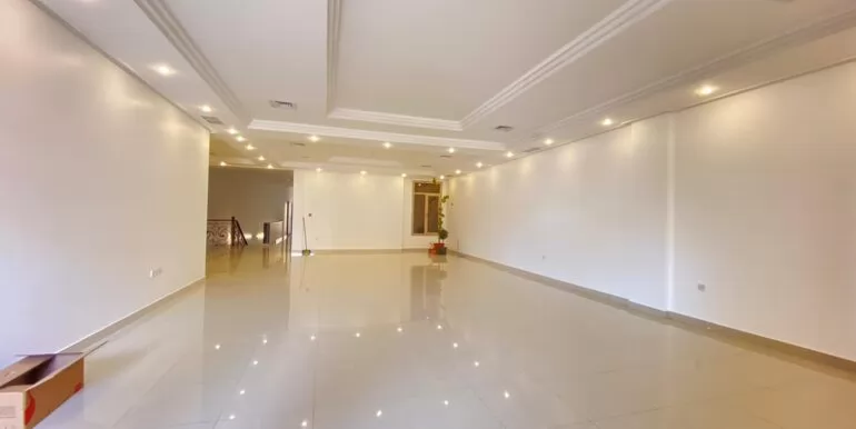 Wohn Klaar eigendom 4 Schlafzimmer U/F Duplex  zu vermieten in Kuwait #23985 - 1  image 