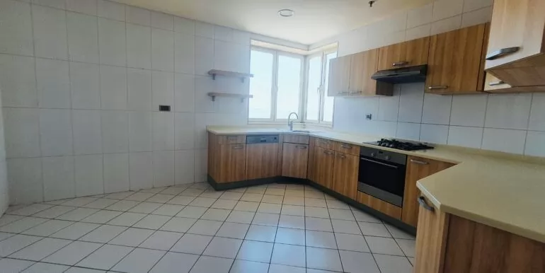 Residential Ready Property 3 Bedrooms S/F Apartment  for rent in Kuwait #23989 - 1  image 