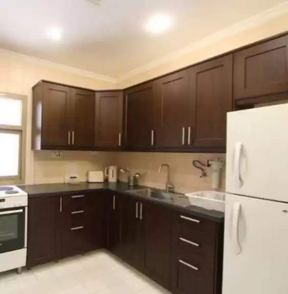 Residential Ready Property 2 Bedrooms F/F Apartment  for rent in Kuwait #23998 - 1  image 