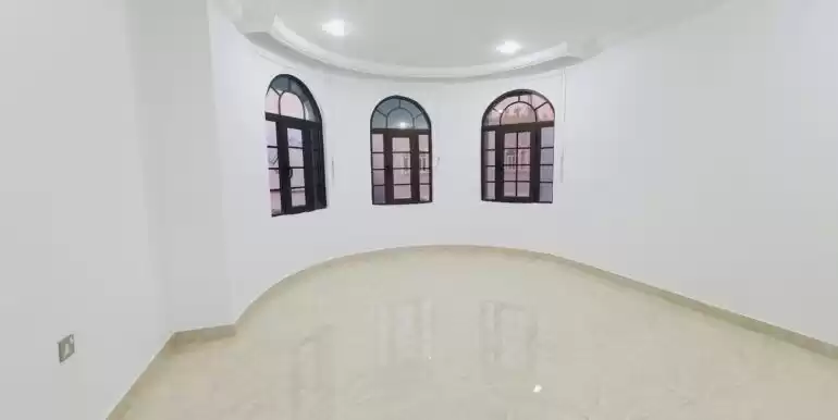 Residential Ready Property 3 Bedrooms U/F Apartment  for rent in Kuwait #24030 - 1  image 