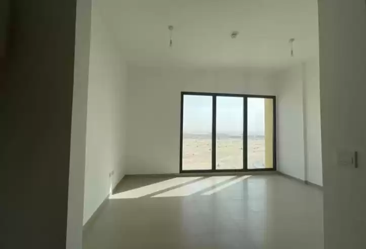 Residential Ready Property Studio U/F Apartment  for rent in Dubai #24067 - 1  image 