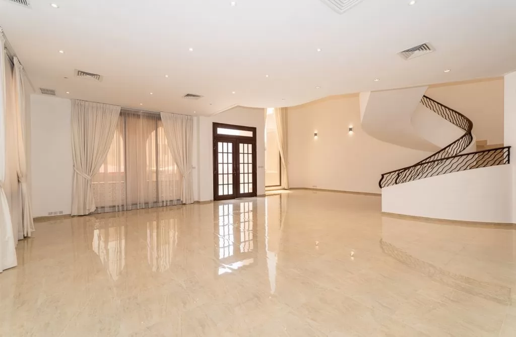 Residencial Listo Propiedad 5 habitaciones U / F Villa Standerlone  alquiler en Kuwait #24074 - 1  image 