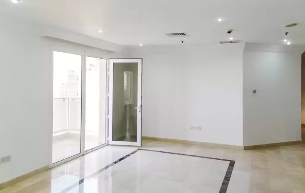 住宅 就绪物业 3 间卧室 U/F 公寓  出租 在 科威特 #24173 - 1  image 