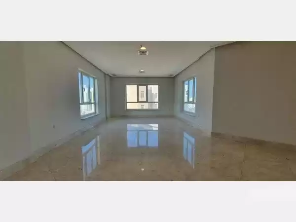 Residential Ready Property 3 Bedrooms U/F Apartment  for rent in Kuwait #24186 - 1  image 