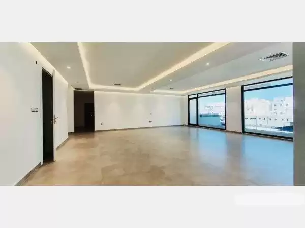 Residencial Listo Propiedad 5 + habitaciones de servicio U / F Apartamento  alquiler en Kuwait #24223 - 1  image 
