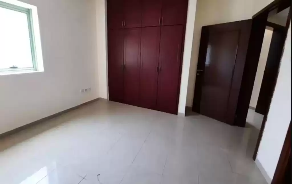 Wohn Klaar eigendom 2 Schlafzimmer U/F Wohnung  zu vermieten in Dubai #24237 - 1  image 