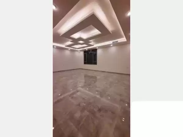 Residential Ready Property 4+maid Bedrooms U/F Apartment  for rent in Kuwait #24239 - 1  image 