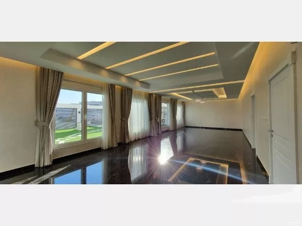 Жилой Готовая недвижимость 3+комнаты для горничных С/Ж Квартира  в аренду в Кувейт #24258 - 1  image 