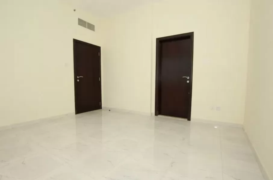 Residential Ready Property 1 Bedroom U/F Apartment  for rent in Sharjah #24308 - 1  image 