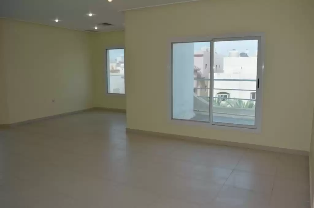 Résidentiel Propriété prête 2 chambres U / f Appartement  a louer au Koweit #24317 - 1  image 