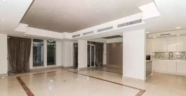 Residential Ready Property 3+maid Bedrooms U/F Standalone Villa  for sale in Dubai #24370 - 1  image 