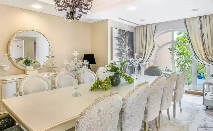 Wohn Klaar eigendom 6 Schlafzimmer F/F Alleinstehende Villa  zu verkaufen in Dubai #24402 - 1  image 
