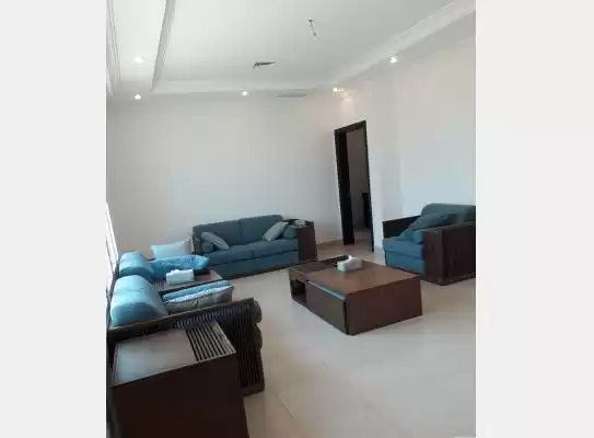 Résidentiel Propriété prête 4 + femme de chambre S / F Appartement  a louer au Koweit #24432 - 1  image 