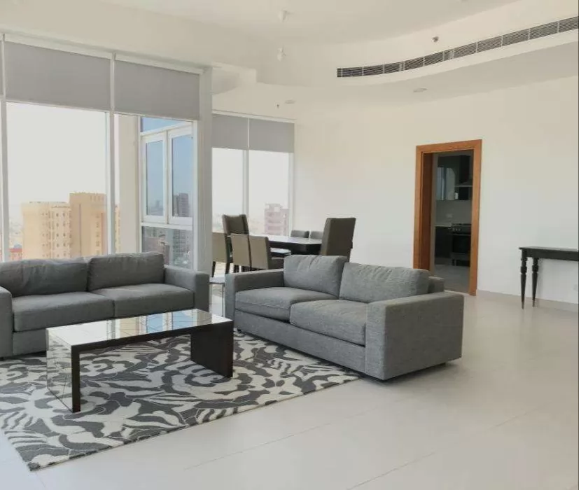 Residencial Listo Propiedad 3 + habitaciones de servicio F / F Apartamento  alquiler en Kuwait #24433 - 1  image 