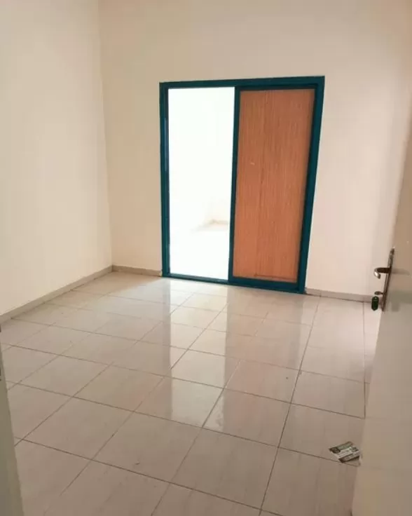 Residential Property 1 Bedroom U/F Apartment  for rent in Sharjah #24555 - 1  image 