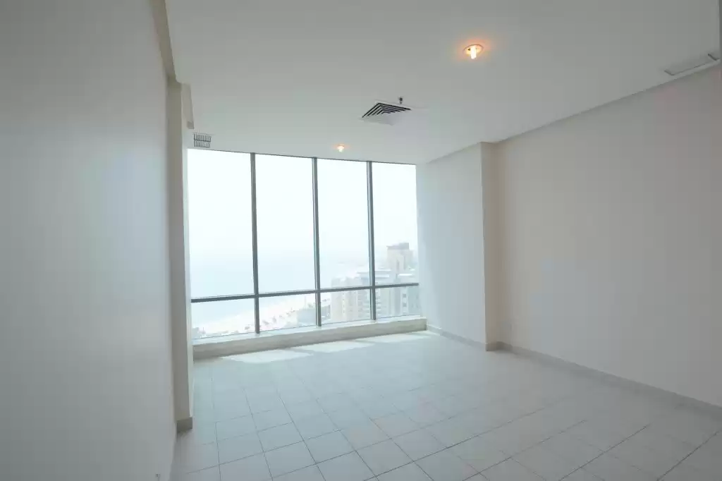 Residential Ready Property 3 Bedrooms U/F Apartment  for rent in Kuwait #24569 - 1  image 