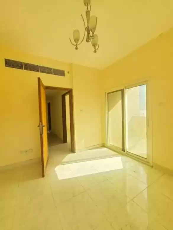 Residential Ready Property 2 Bedrooms U/F Apartment  for rent in Dubai #24584 - 1  image 
