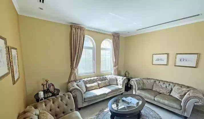 Residencial Listo Propiedad 3 dormitorios F / F Villa Standerlone  venta en Dubái #24621 - 1  image 