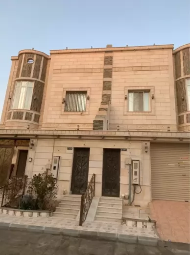 Residencial Listo Propiedad 5 habitaciones U / F Villa Standerlone  alquiler en Riad #24626 - 1  image 