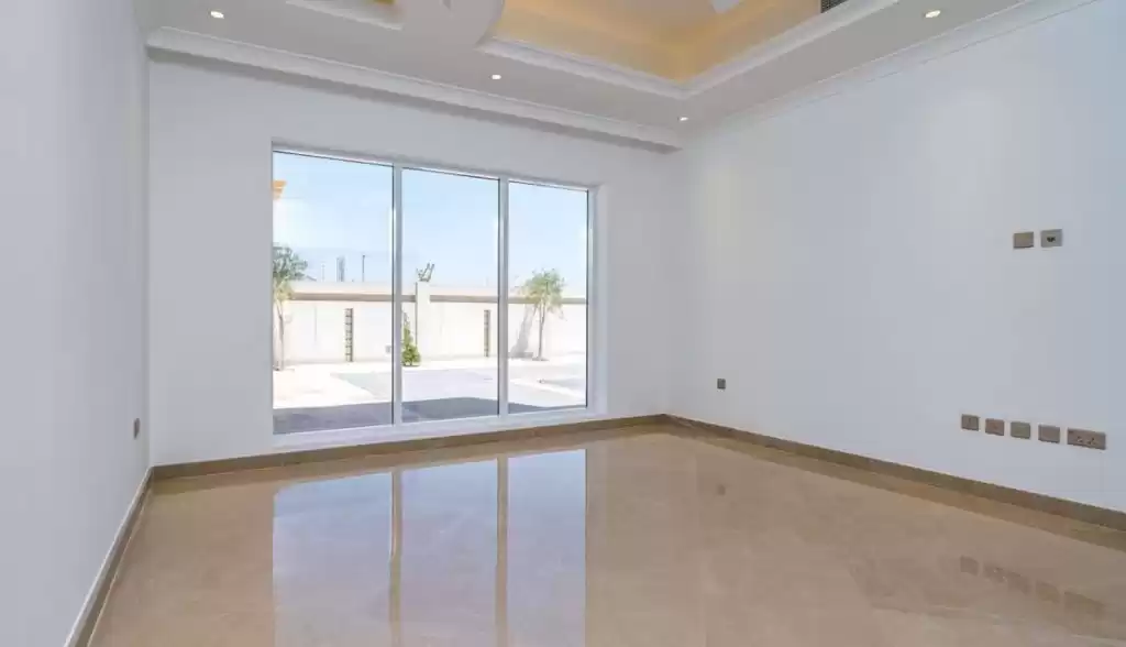 yerleşim Hazır Mülk 4+hizmetçi Yatak Odası U/F Müstakil Villa  satılık içinde Dubai #24679 - 1  image 
