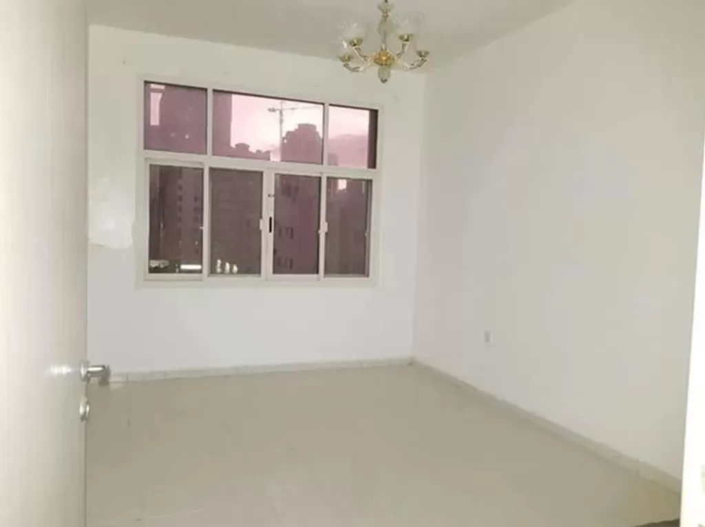 Residential Ready Property 2 Bedrooms U/F Apartment  for rent in Sharjah #24714 - 1  image 