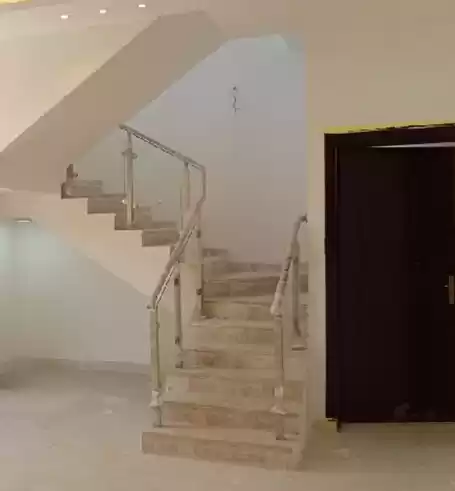 Résidentiel Propriété prête 4 + femme de chambre U / f Villa autonome  à vendre au Riyad #24741 - 1  image 