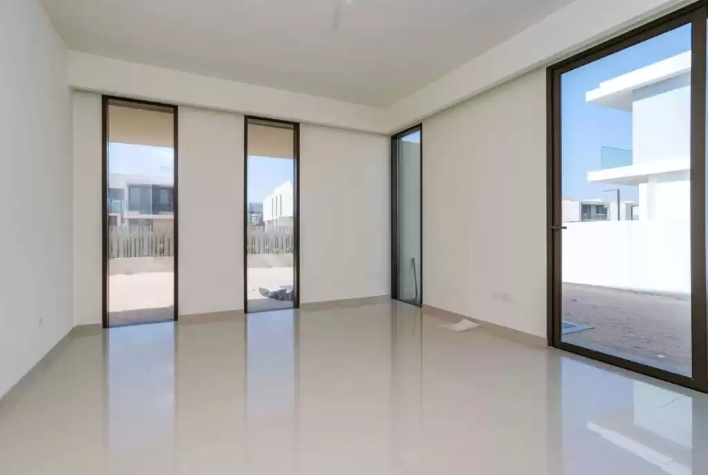 Residential Ready Property 6 Bedrooms U/F Standalone Villa  for sale in Dubai #24749 - 1  image 