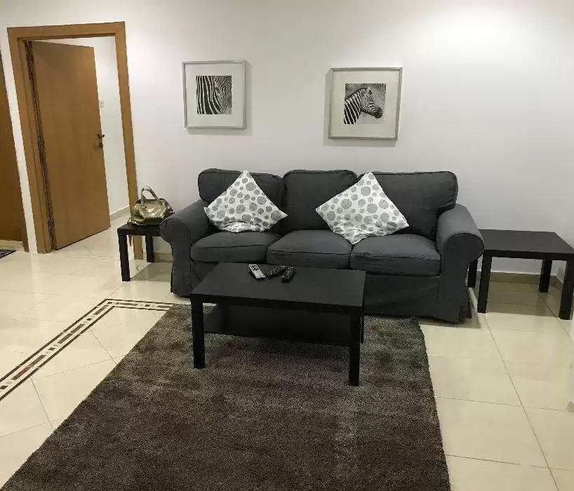 Residential Ready Property 1 Bedroom F/F Apartment  for rent in Kuwait #24782 - 1  image 